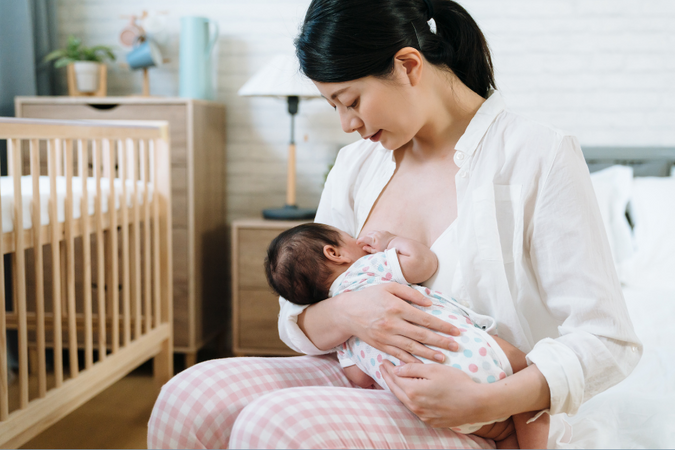 Menyusui: Lebih dari Sekadar Memberi Makan, Investasi Kesehatan Jangka Panjang untuk Ibu dan Bayi