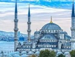 Pesona Keindahan Arsitektur Masjid Biru Di Istanbul Turki Yang Sangat Menakjubkan Mata